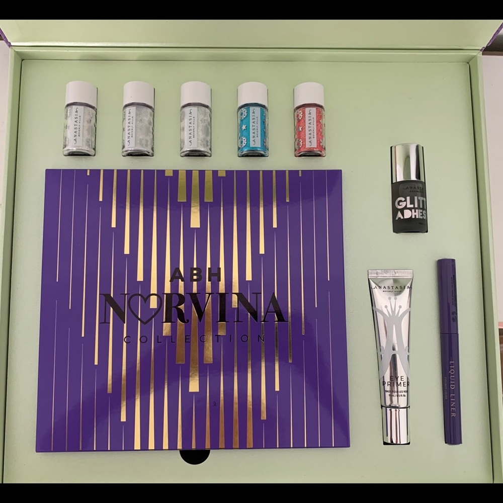 BNIB ABH NORVINA® Pro Pigment Palette Vol. 1 Kit
